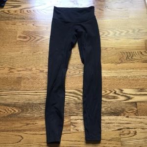 black lululemon leggings